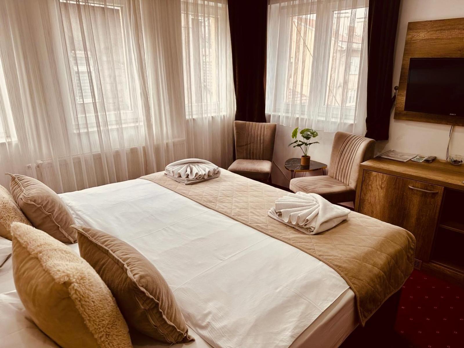 Hotel Nacional Free Parking 사라예보 객실 사진